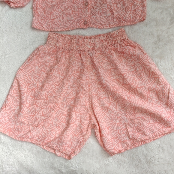 La Galería Medium Set Shorts Crop Top Pink Puff Sleeve Pockets Off The Shoulder - Picture 3 of 7